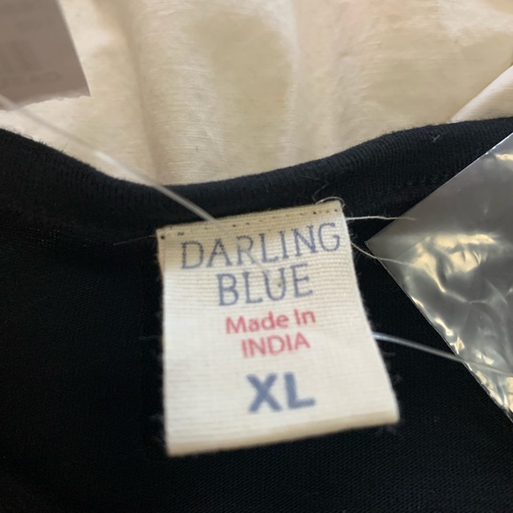 NWT - Dog Mama t-skirt with matching mask. Size XL. - Picture 4 of 5